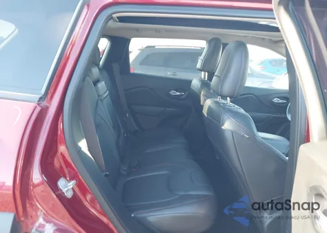 2015 Jeep Cherokee Trailhawk from USA, damaged, VIN 1C4PJMBS3FW738432